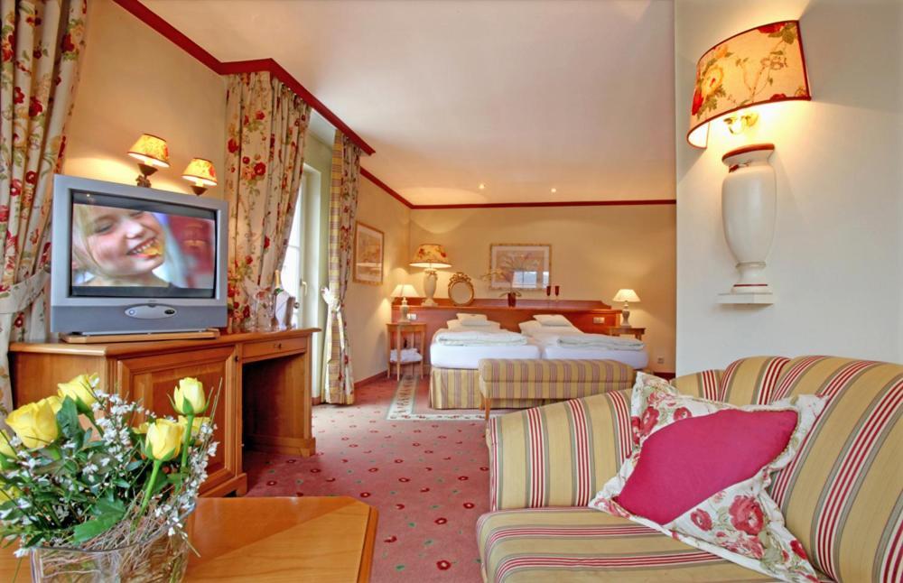 Hotel Behringer'S Traube บาเดนไวเลอร์ ห้อง รูปภาพ