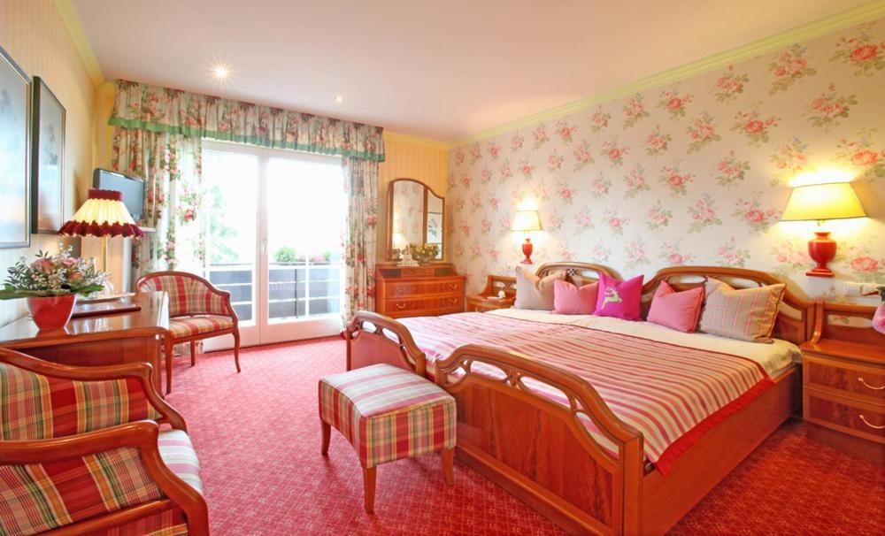 Hotel Behringer'S Traube บาเดนไวเลอร์ ห้อง รูปภาพ